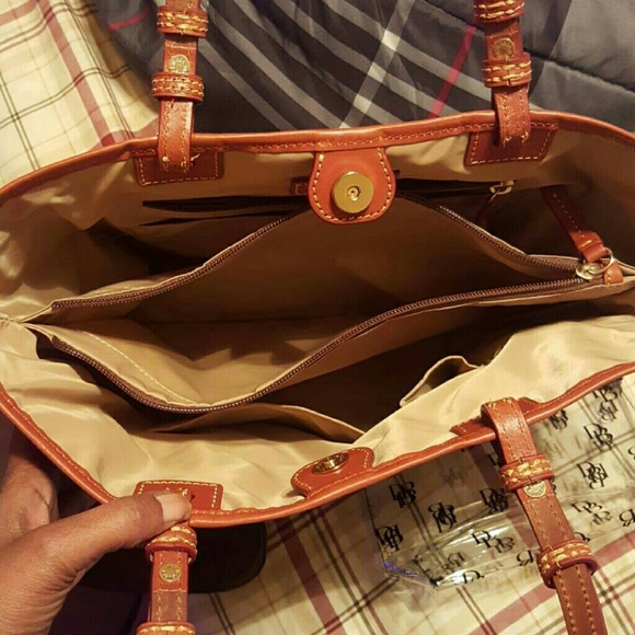 Dooney & Bourke - Picture 2 of 3