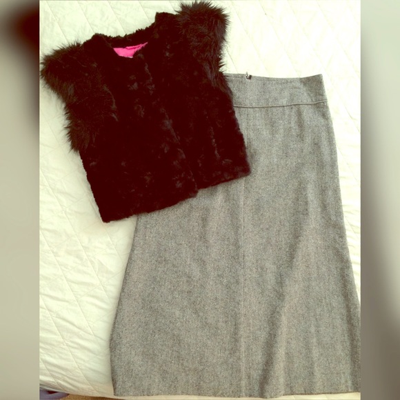 H&M Dresses & Skirts - H&M Classy Wool Skirt