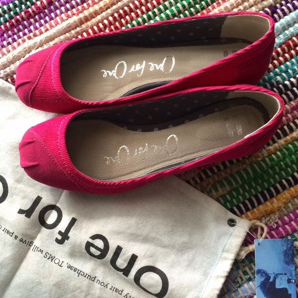 Pink Magenta Toms Ballet Flat
