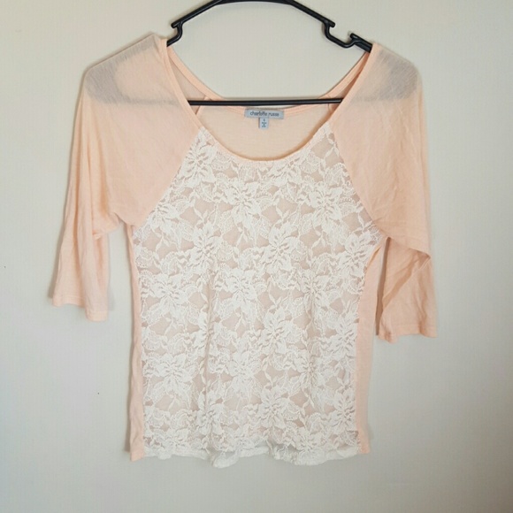 Lightweight, peach & lace top!