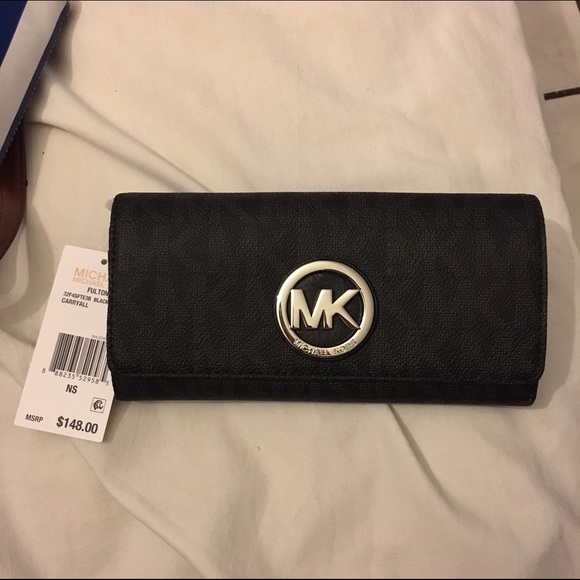 Michael Kors Jet Set Medium Bifold Zip Coin Signature Wallet  Mk wallet