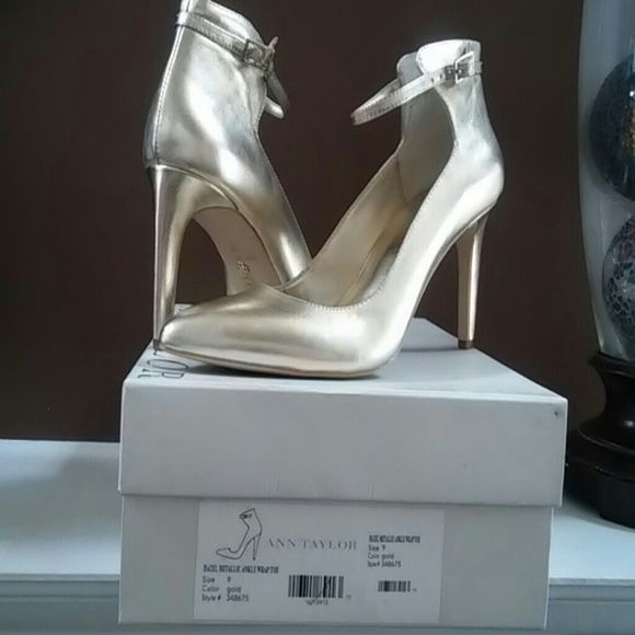 Brand New Gold Heels