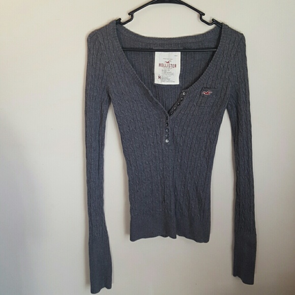 Classic grey Hollister sweater!