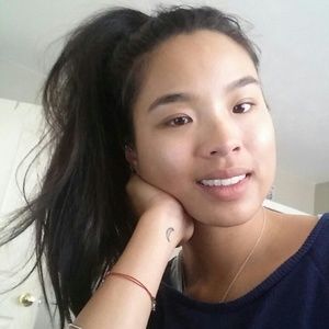 Meet your Posher, Stephanie