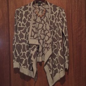 BCBG GIRAFFE PRINT CARDIGAN