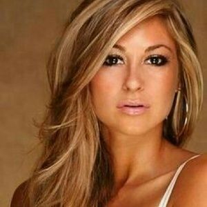 Meet your Posher, Kelli