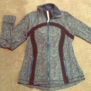 Size 12 LuLu jacket.