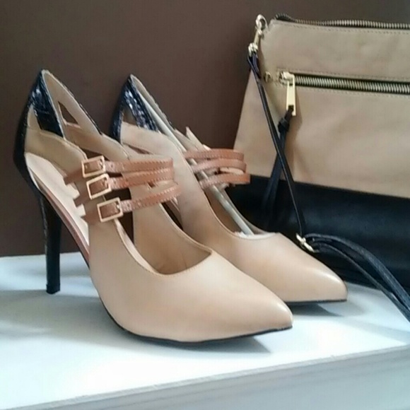 Color-Block Black & Mocha Heel *Purse Not Included * - Picture 3 of 4