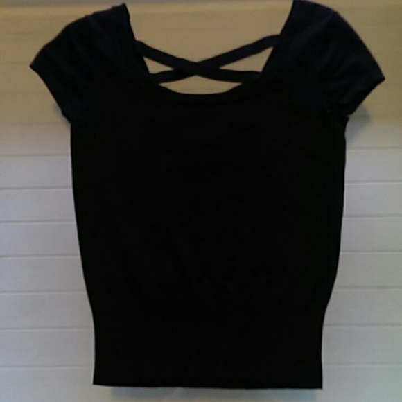 Cropped black knit top