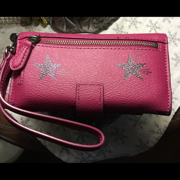 🌟COACH STAR CANYON CRANBERRY PRINT COATED CANVAS CLUTCH🌟 - Picture 3 of 3
