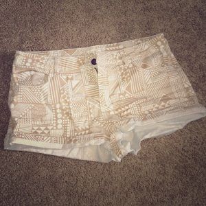 Patterned shorts