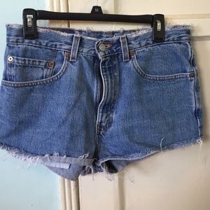 High waisted denim Levi shorts