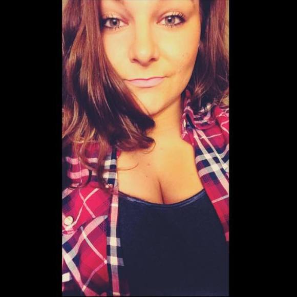 Meet your Posher, Cheyenne - Picture 1 of 1