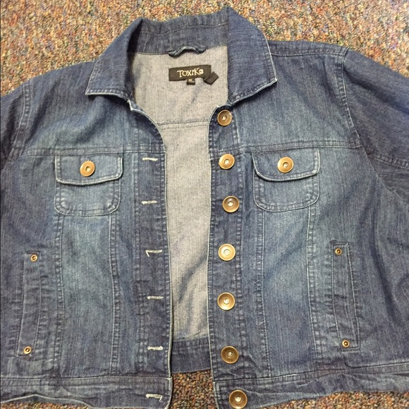 Short Sleeve Jean Jacket