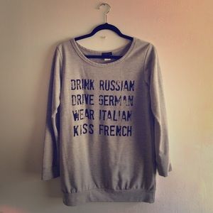 Gray sweatshirt by Neblina