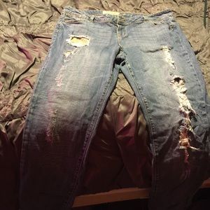 Destroyed jeans