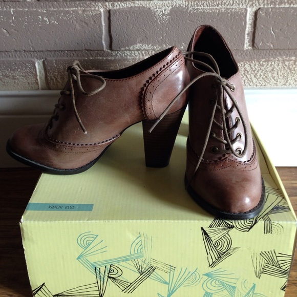 Heeled Oxfords