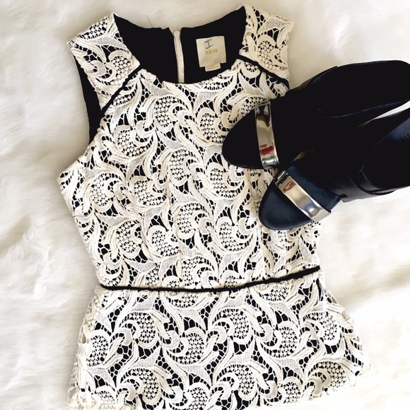 Anthropologie Tops - Maeve Lace Peplum Sleeveless Top