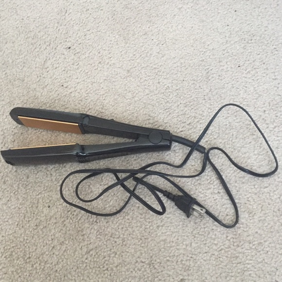 Hair straightener