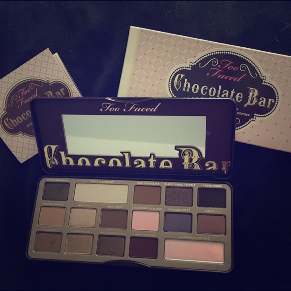 Too Faced Chocolate Bar eyeshadow palette