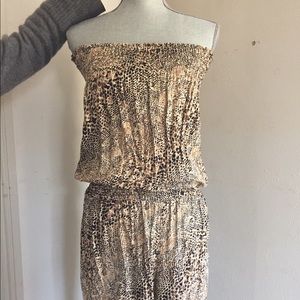 Jumpsuit/Long Leopard - Size L 🐆
