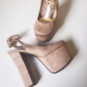 Wild Pair Daisy 2 Platform Slingback