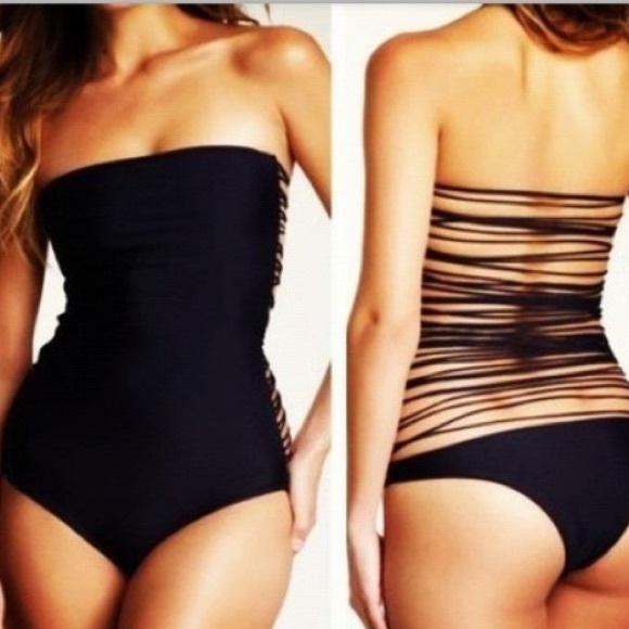 Black on piece bathing suit