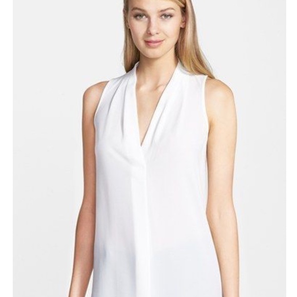 🍻Final Sale🍻vince camuto sleeveless blouse