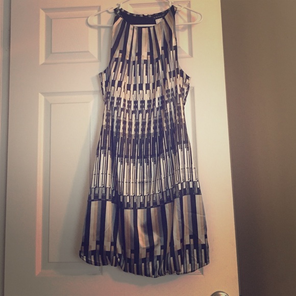 Size 4 Venus cocktail dress