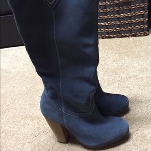 Blue suede boots