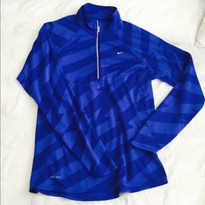 NIKE DRY FIT half zip