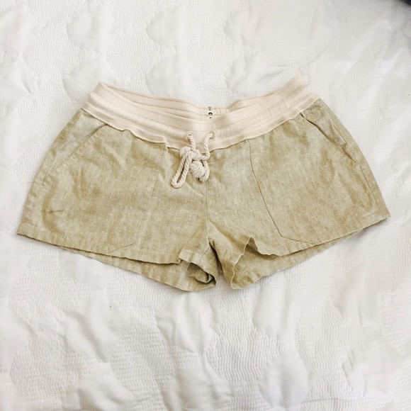Linen shorts