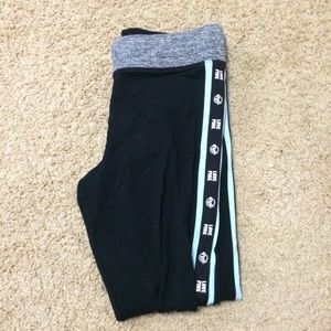 Vs pink campus leggings
