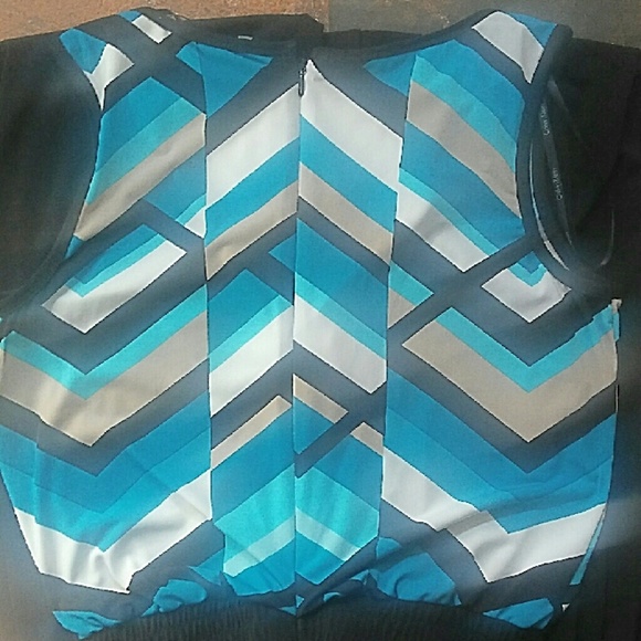 Multicolor Romper - Picture 2 of 4