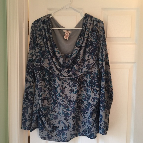 Beautiful blue/green blouse.