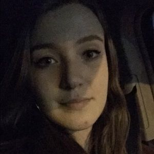 Meet your Posher, Elise