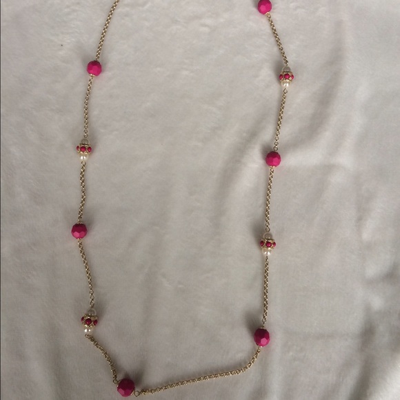 🎉JEWELRY SALE🎉Pre-loved gold/pink necklace !💕
