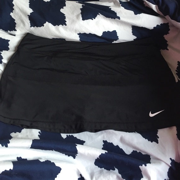 Nike tennis skirt