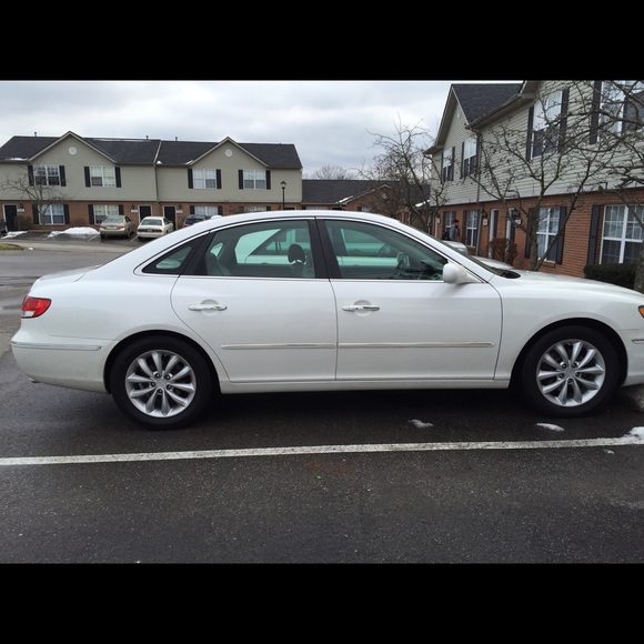 Hyundai ,Azera - Picture 2 of 4
