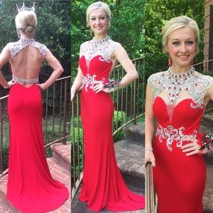 Stunning Alyce Paris Gown✨