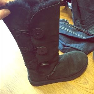 Size 5 Uggs