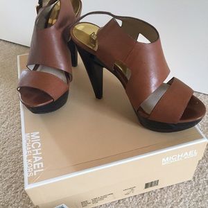 Micheal Kors shoes