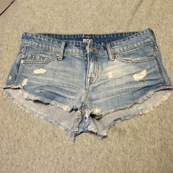 BDG low rise dolphin short