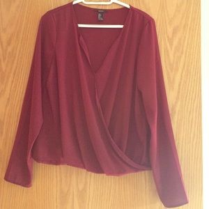 ✨Price drop💖Maroon chiffon faux wrap dressy top