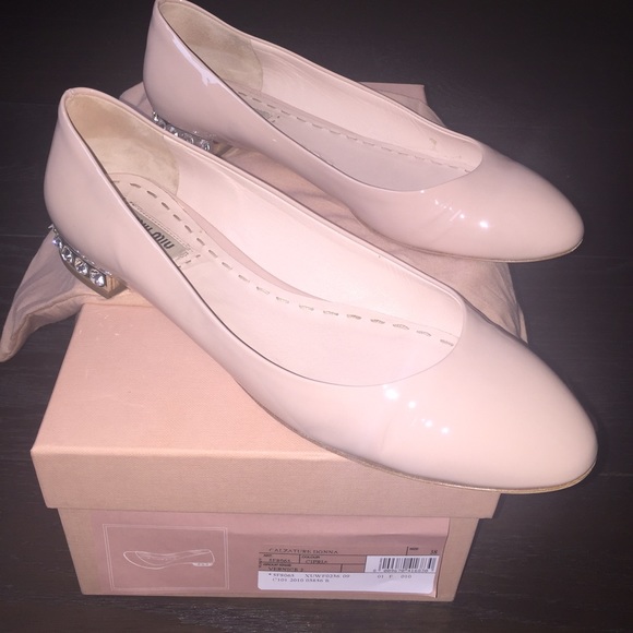 Miu Miu Flats Shoes w/ jewel heel size 38
