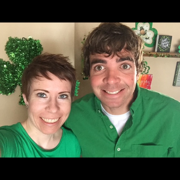 Meet your Posher, Melissa - Picture 3 of 3