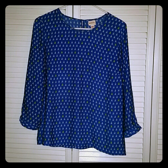 Flowy sailboat shirt