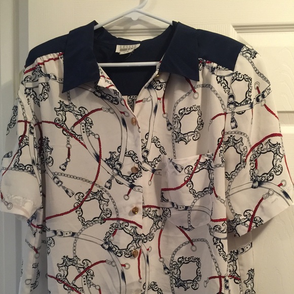 Short sleeve blouse. Size 20w/40