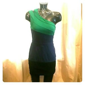 Super cute Ark & Co one shoulder dress.