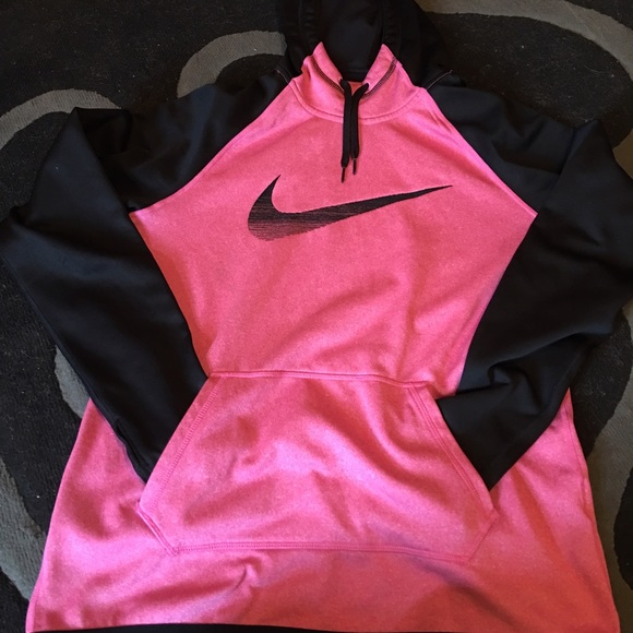 pink and black nike sweatshirt